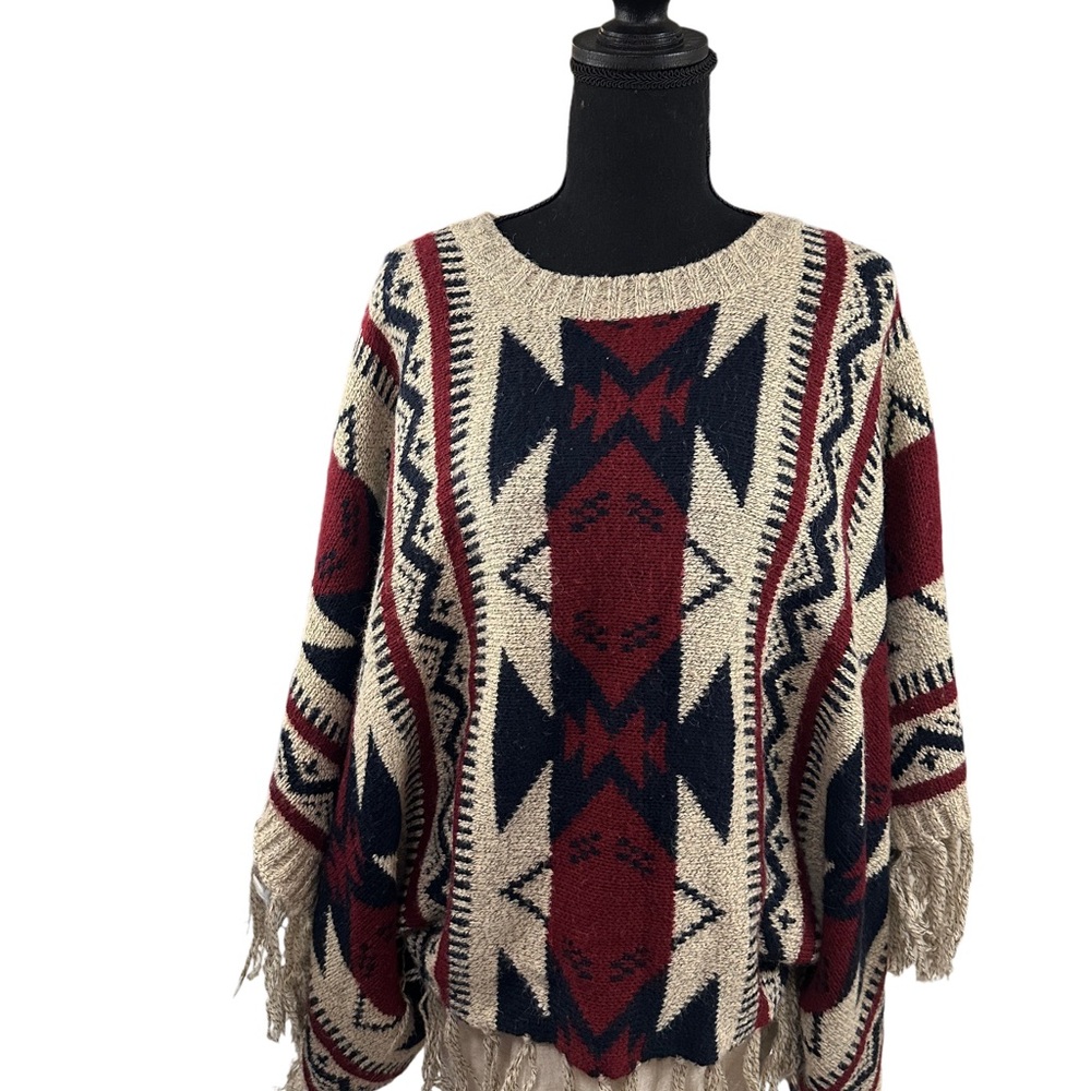 Mechant Red and Cream Geometric Shrug with Fringe